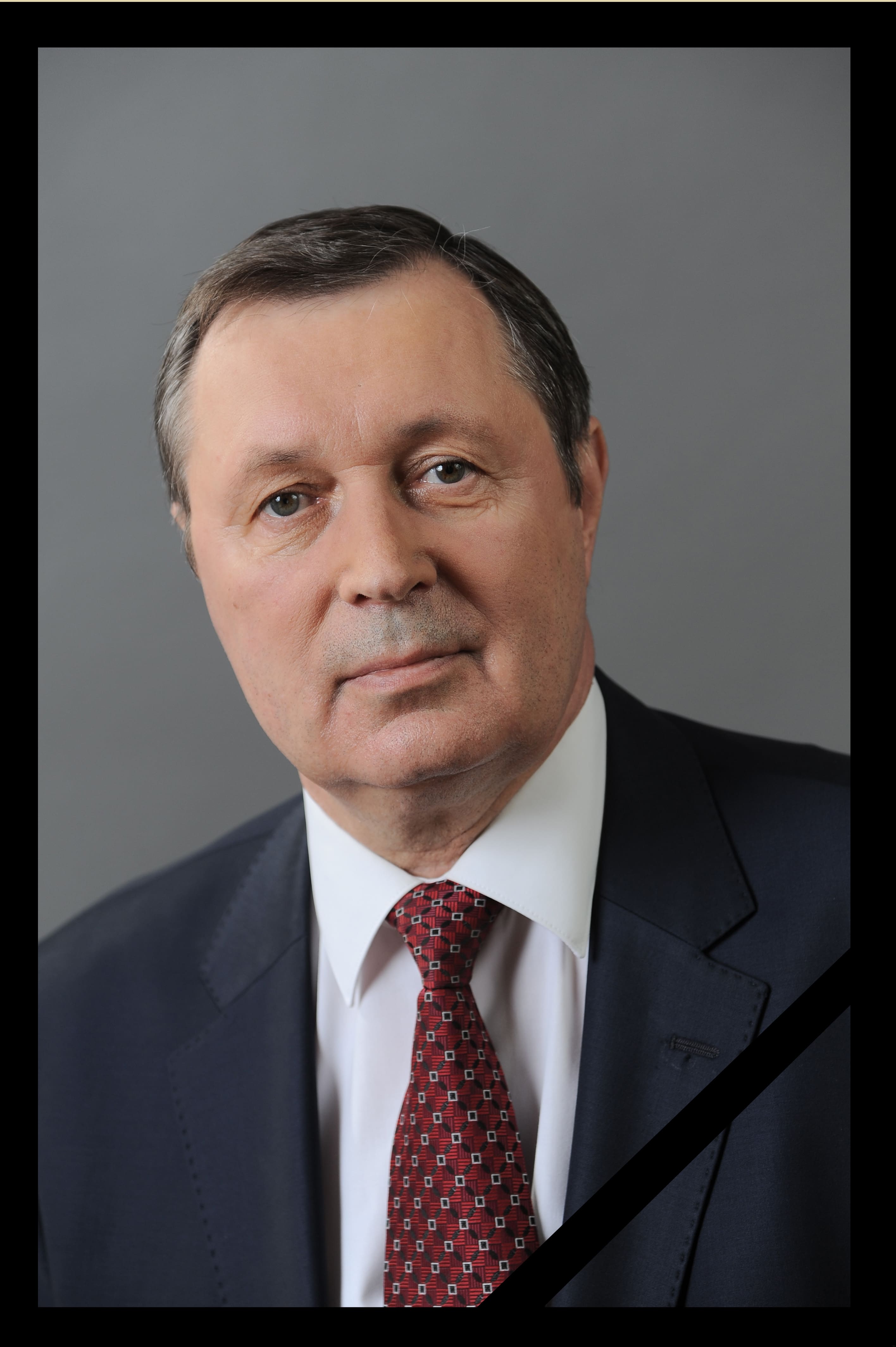 Прощание с депутатом Владимиром Катальниковым состоится завтра в городе Шахты
